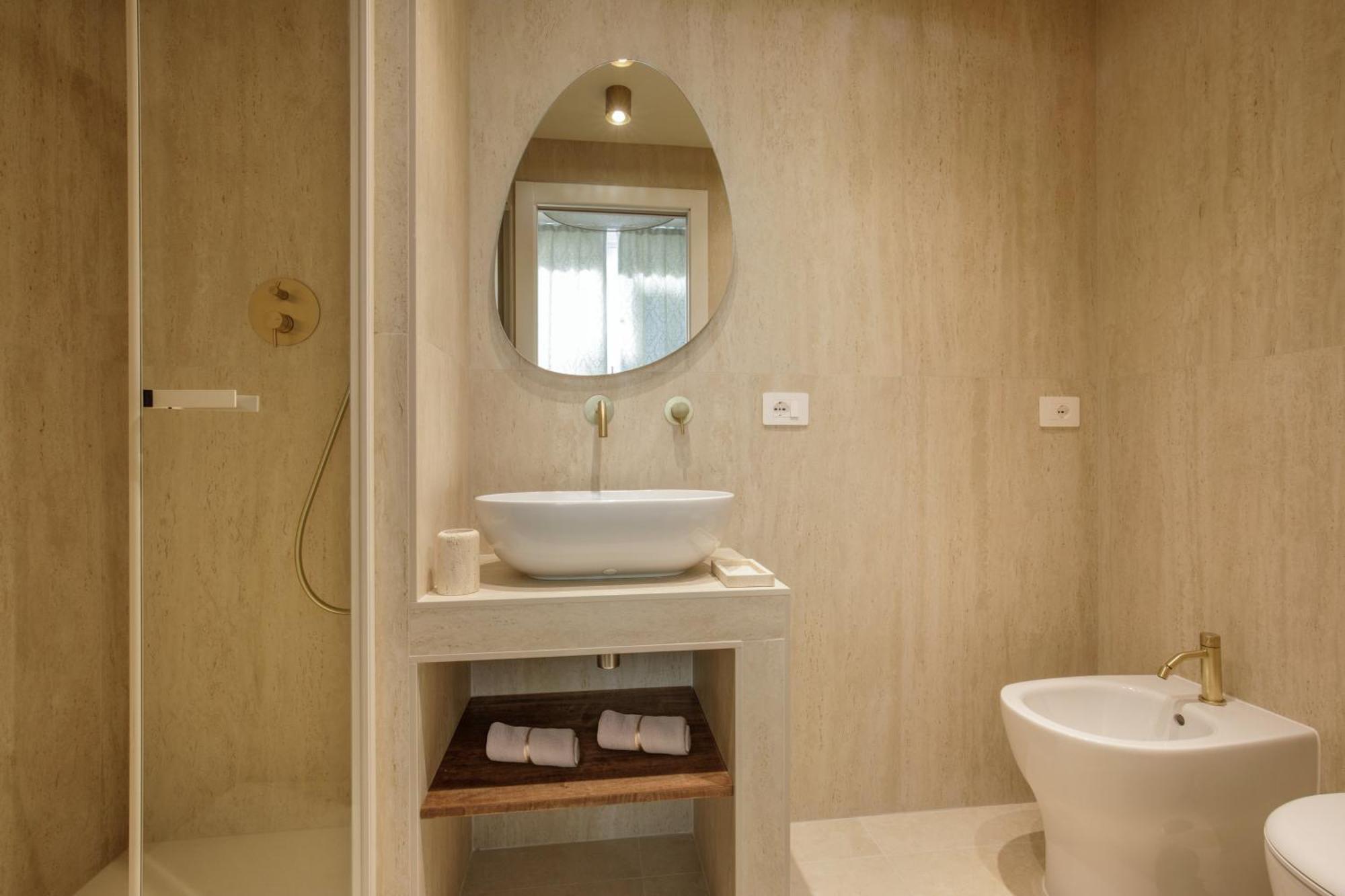 Condotti Boutique 4*